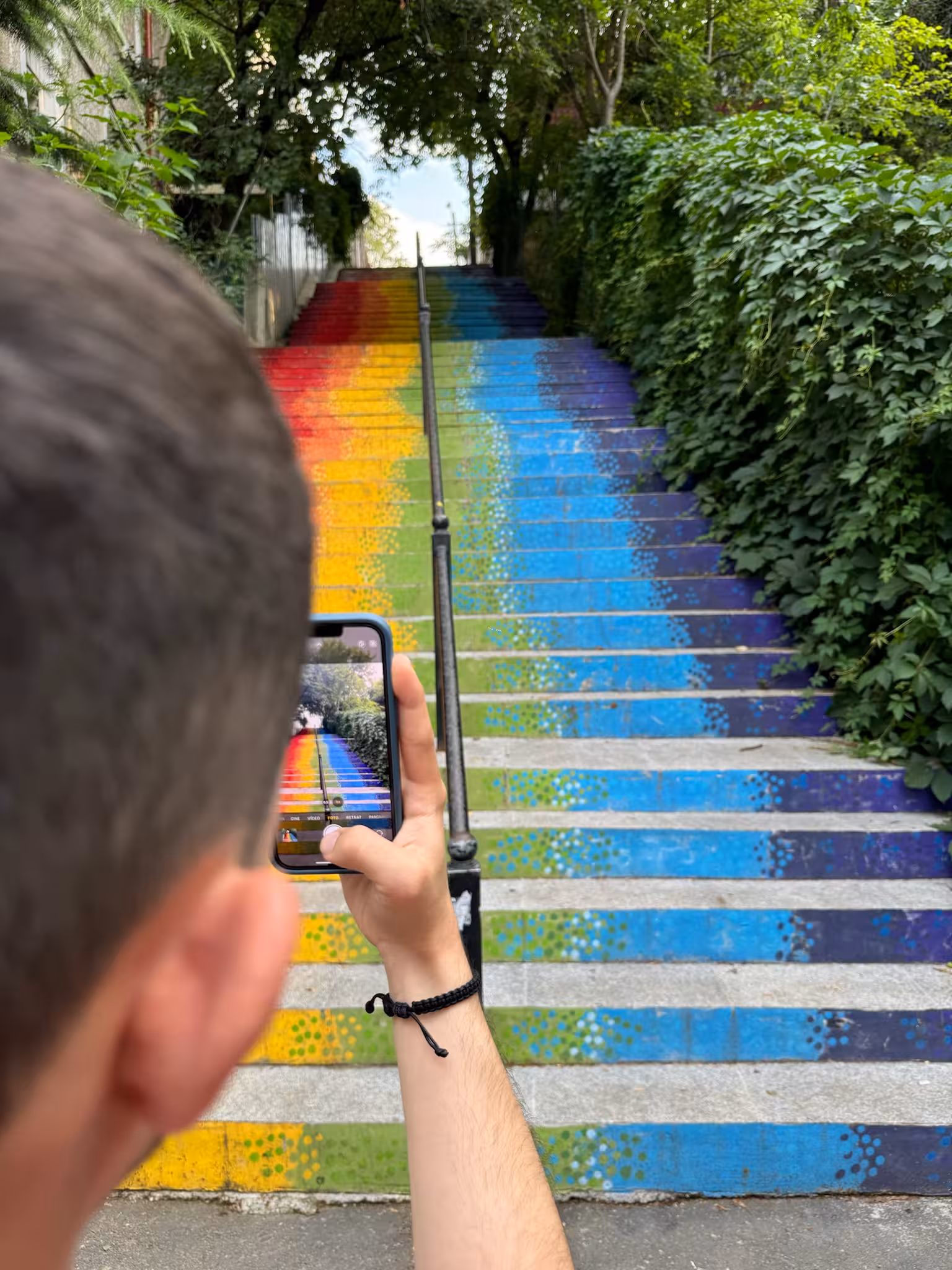 Taking a pic of Bucarest stairs